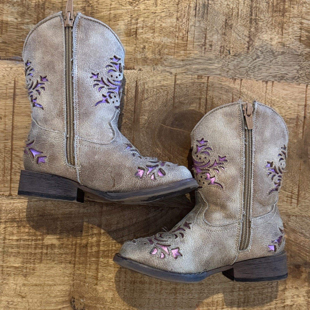 Roper Lola Kids Square Toe Cowboy Boots - Tan and Purple Metallic - Picture 2 of 5